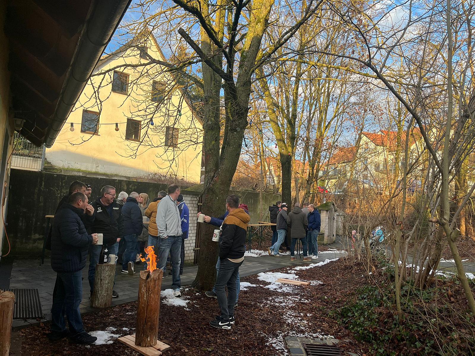 Felsenkellerverein Lonnerstadt e.V. - Stärke antrinken