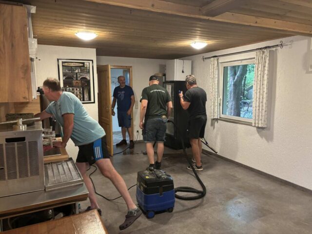 Starkregen richtet Schäden am Felsenkeller an Starkregen richtet Schäden am Felsenkeller an